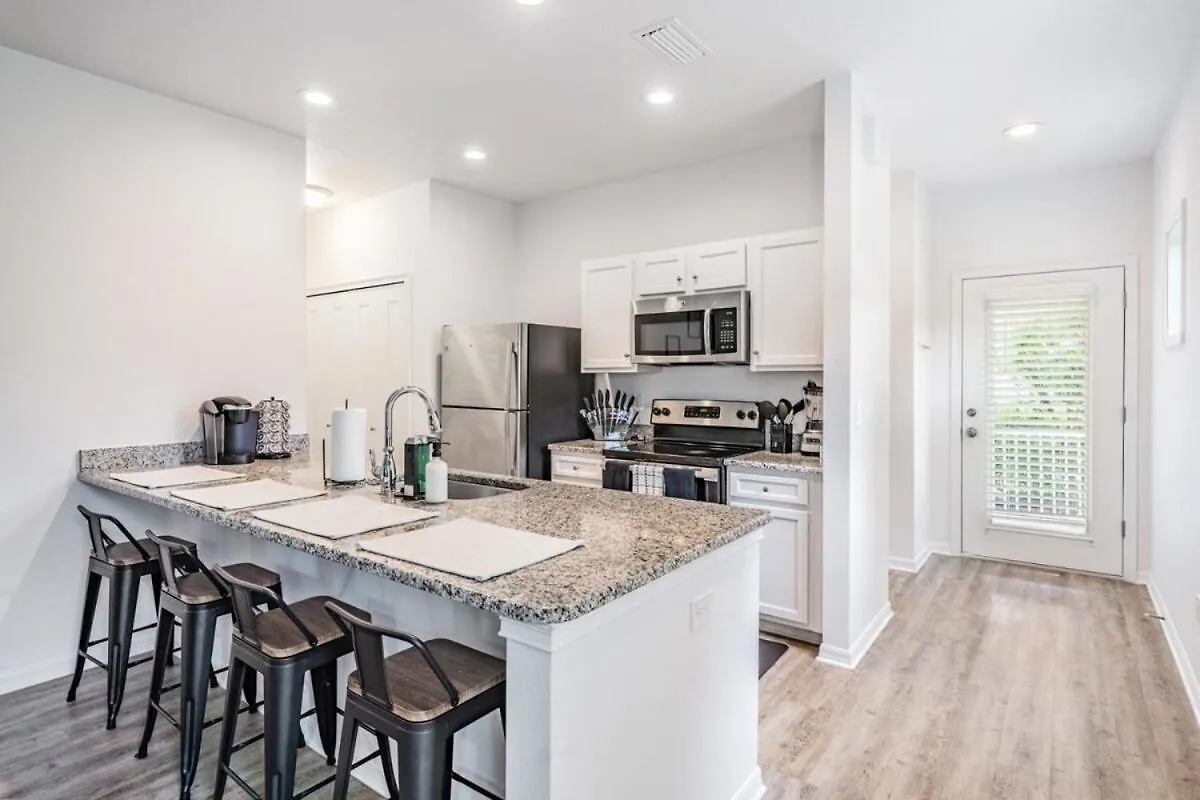 Tampa Riverwalk Renovated Walkable To Restaurants Holiday home