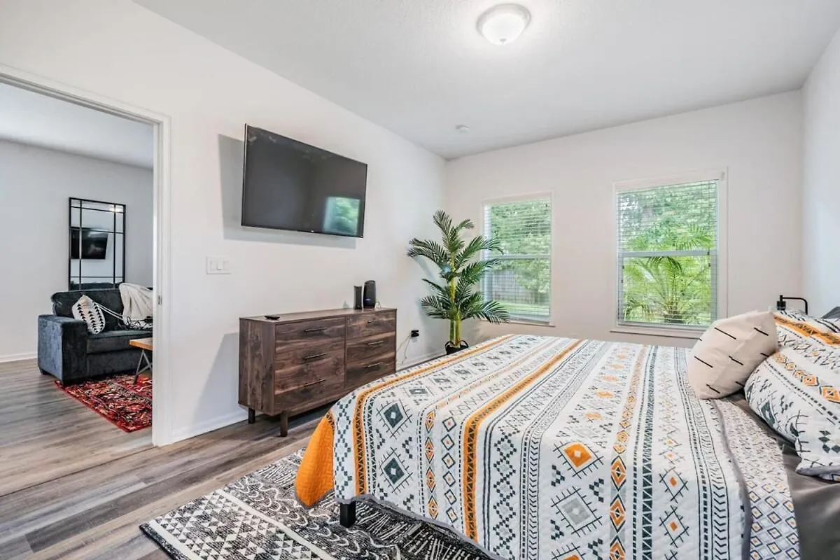Tampa Riverwalk Renovated Walkable To Restaurants 0*,  United States
